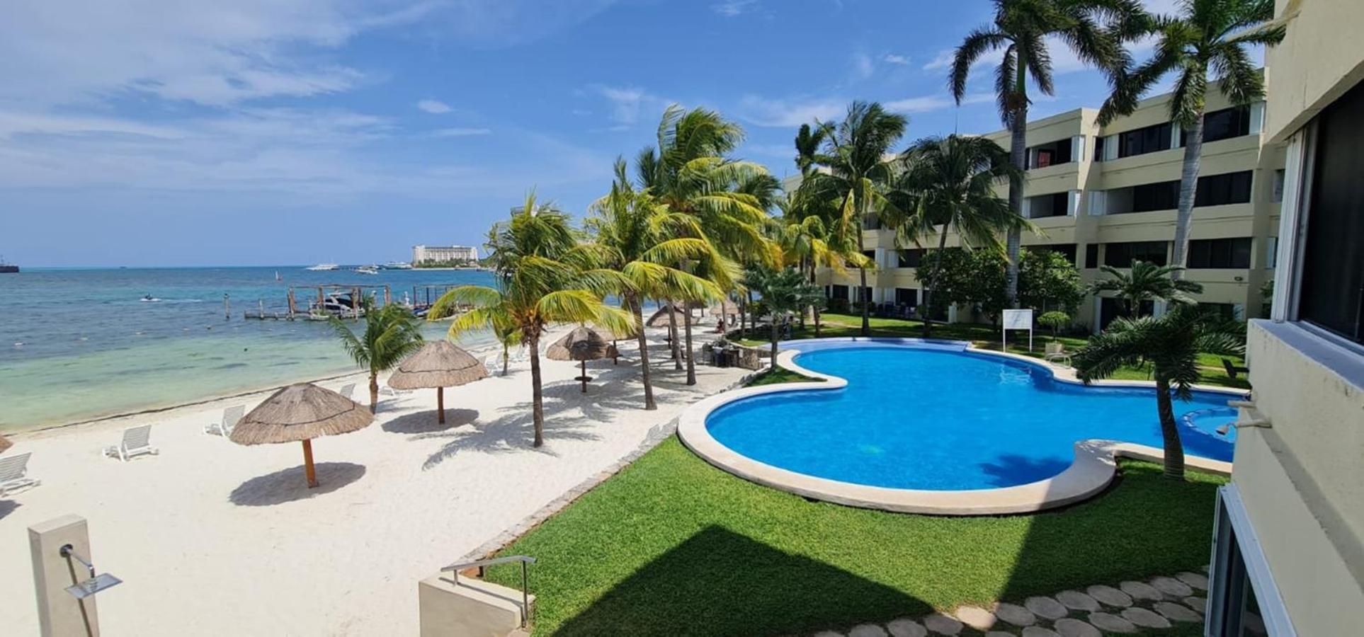 Oceanfront Condo At Unique Location 칸쿤 외부 사진