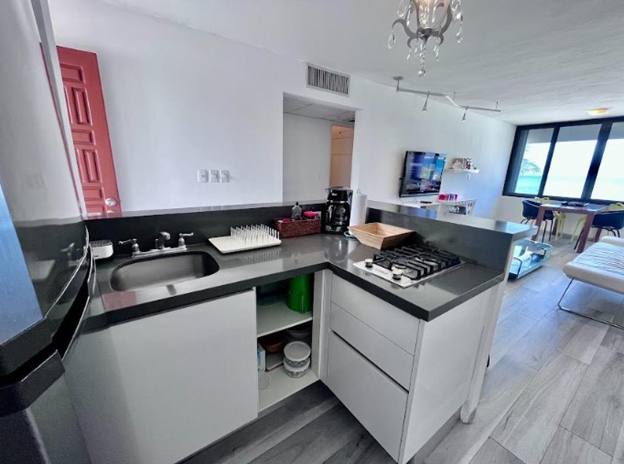 Oceanfront Condo At Unique Location 칸쿤 외부 사진